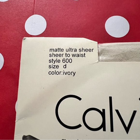 Vintage Calvin Klein matte ultra sheer nylons - Picture 5 of 6